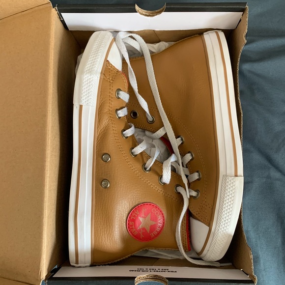 Kids Converse - Picture 1 of 8